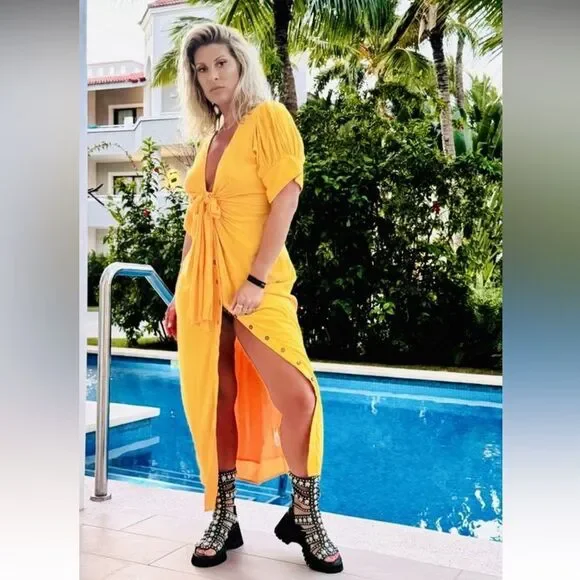 Jeffrey Campbell Black and Silver Gladiator Sandals/ size 8 - Picture 11 of 11